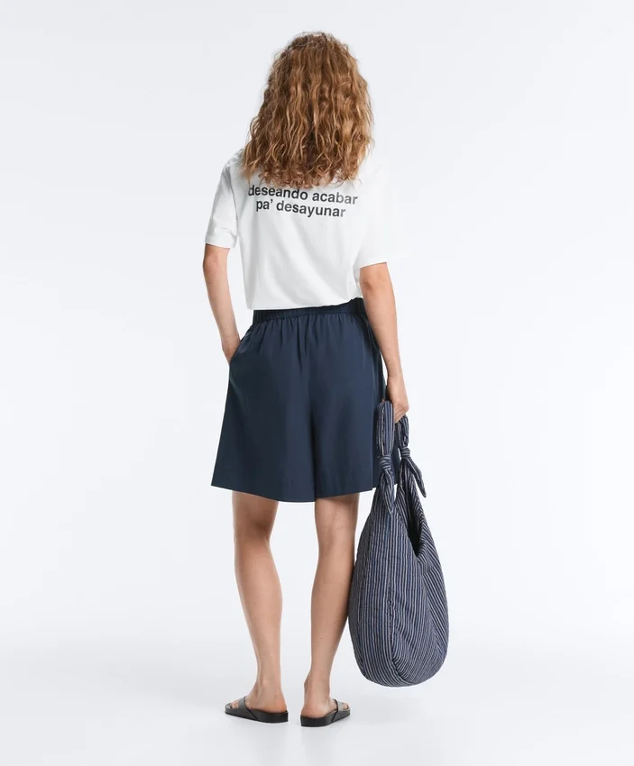 100% Cotton Bermuda Shorts 100% Cotton Bermuda Shorts