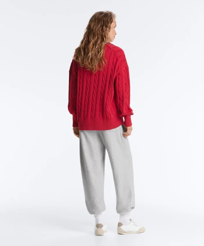 100% Cotton Cable Knit V-Neck Jumper 100% Cotton Cable Knit V-Neck Jumper