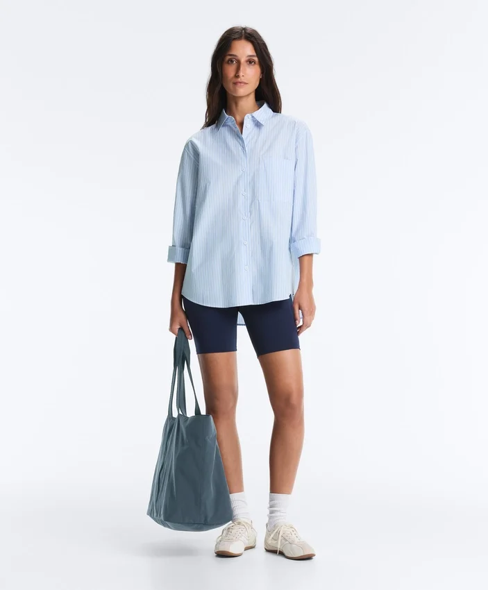 100% Cotton Long-Sleeved Shirt 100% Cotton Long-Sleeved Shirt