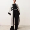 100% Linen Contrast Kaftan 100% Linen Contrast Kaftan