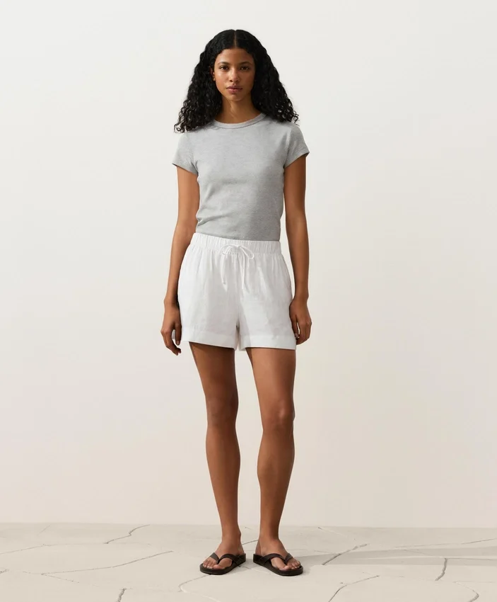 100% Linen Mid-Rise Shorts 100% Linen Mid-Rise Shorts