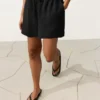 100% Linen Mid-Rise Shorts 100% Linen Mid-Rise Shorts