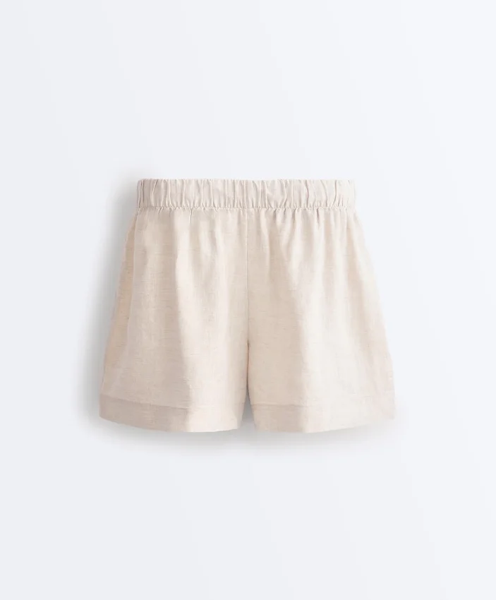 100% Linen Mid-Rise Shorts 100% Linen Mid-Rise Shorts