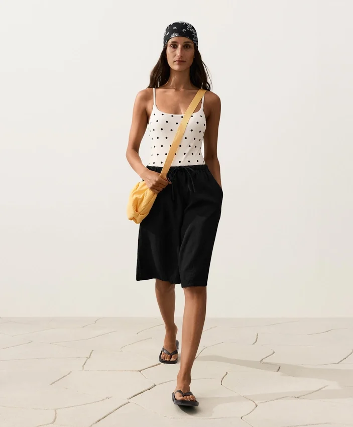 100% Linen Midi Bermuda Shorts 100% Linen Midi Bermuda Shorts