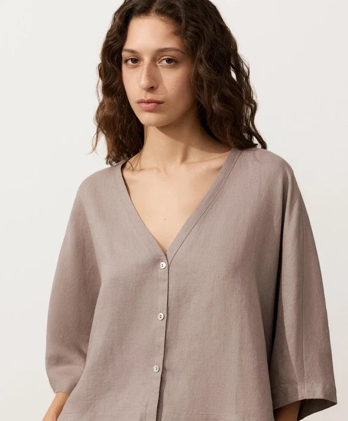 100% Linen Short-Sleeve Shirt 100% Linen Short-Sleeve Shirt