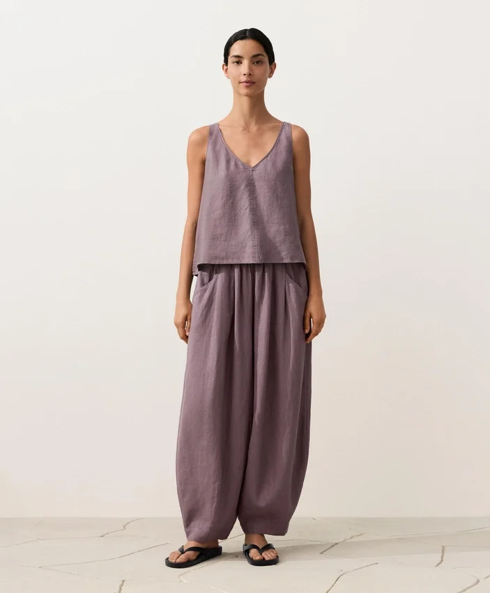 100% Linen V-Neck Strap Top 100% Linen V-Neck Strap Top