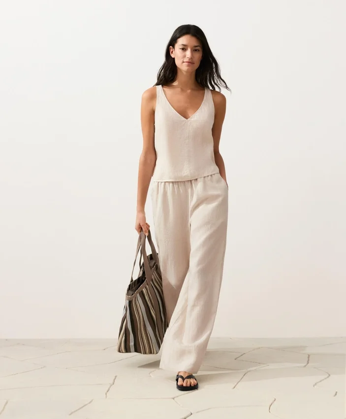 100% Linen V-Neck Strap Top 100% Linen V-Neck Strap Top