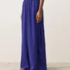 100% Linen Wide-Leg Trousers with Side Pleat 100% Linen Wide-Leg Trousers with Side Pleat