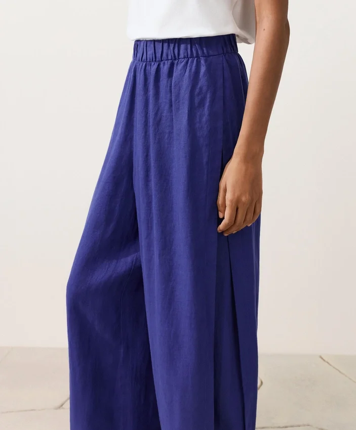 100% Linen Wide-Leg Trousers with Side Pleat 100% Linen Wide-Leg Trousers with Side Pleat