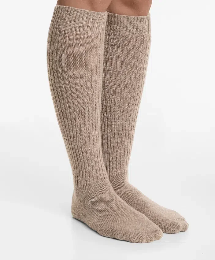 18% Cashmere 13% Wool Long Socks 18% Cashmere 13% Wool Long Socks