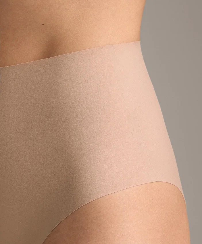 2 Invisible Polyamide Blend Medium Support High-Rise Classic Briefs 2 Invisible Polyamide Blend Medium Support High-Rise Classic Briefs
