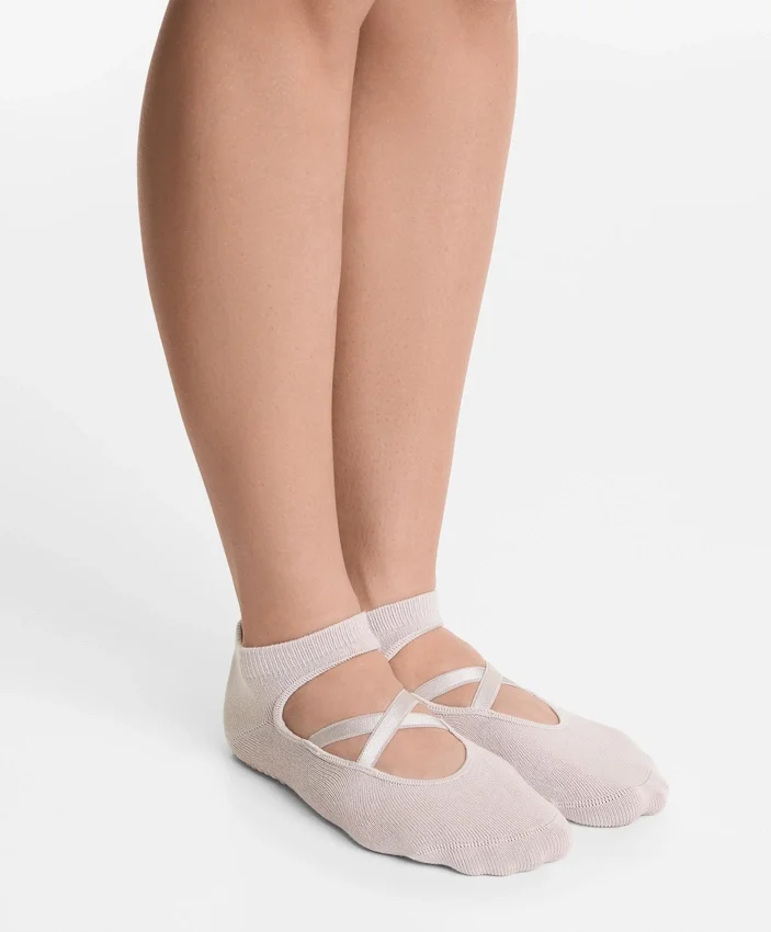 2-Pack Cotton Blend Yoga & Pilates Socks with Crossover Straps 2-Pack Cotton Blend Yoga & Pilates Socks with Crossover Straps