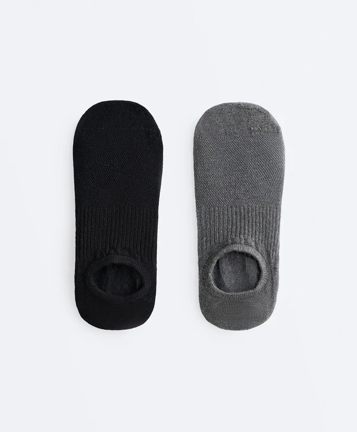 2 Pairs of Cotton Blend Yoga and Pilates Socks 2 Pairs of Cotton Blend Yoga and Pilates Socks
