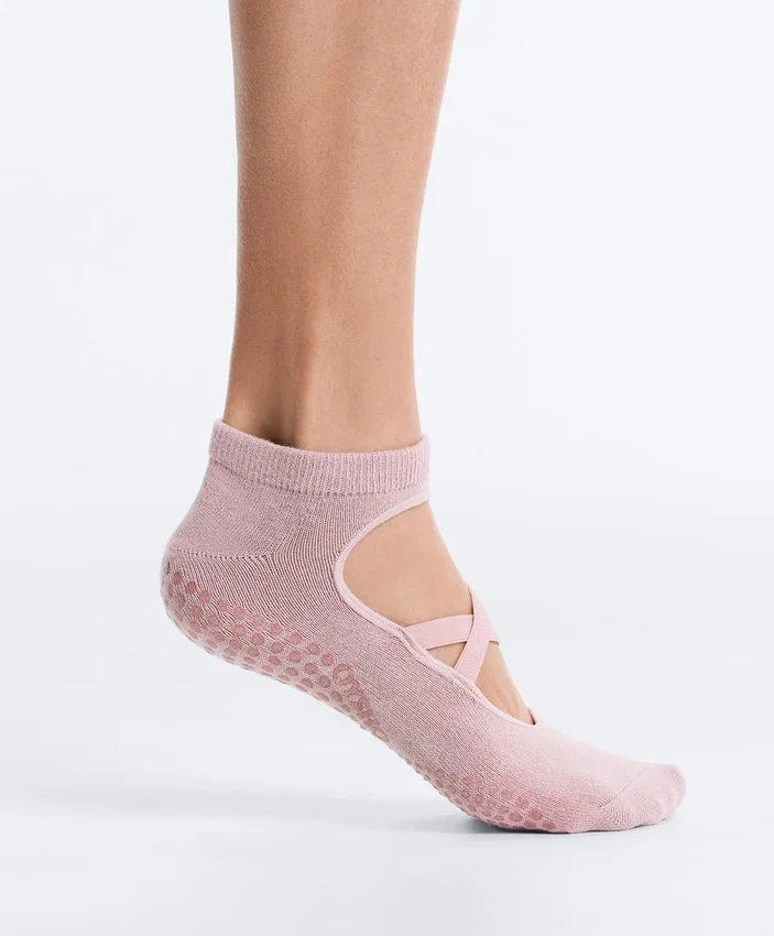 2 Pairs of Cotton Blend Yoga and Pilates Socks with Crossover Straps 2 Pairs of Cotton Blend Yoga and Pilates Socks with Crossover Straps