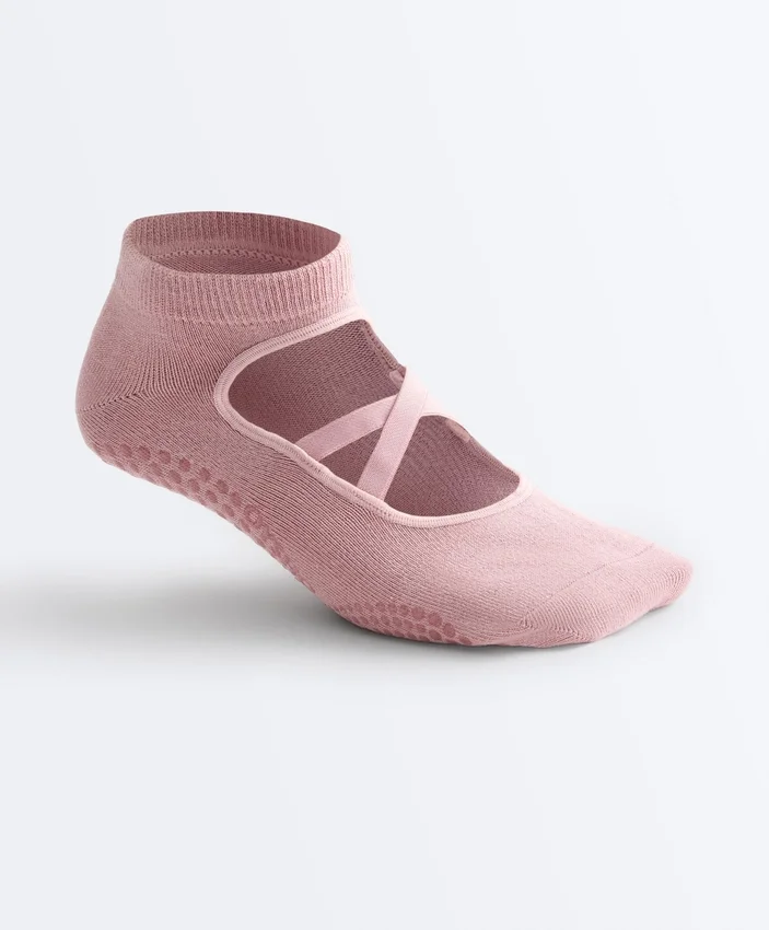 2 Pairs of Cotton Blend Yoga and Pilates Socks with Crossover Straps 2 Pairs of Cotton Blend Yoga and Pilates Socks with Crossover Straps