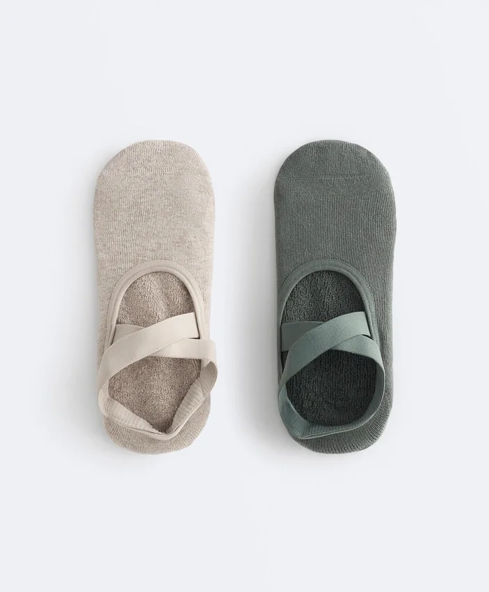 2 Pairs of Padded Cotton Blend Yoga and Pilates Socks with Crossover Straps 2 Pairs of Padded Cotton Blend Yoga and Pilates Socks with Crossover Straps