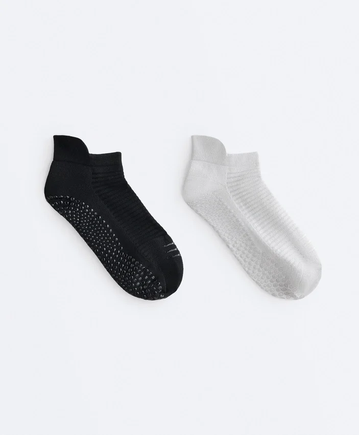 2 Pairs of Polyamide Blend Yoga and Pilates Sneaker Socks 2 Pairs of Polyamide Blend Yoga and Pilates Sneaker Socks