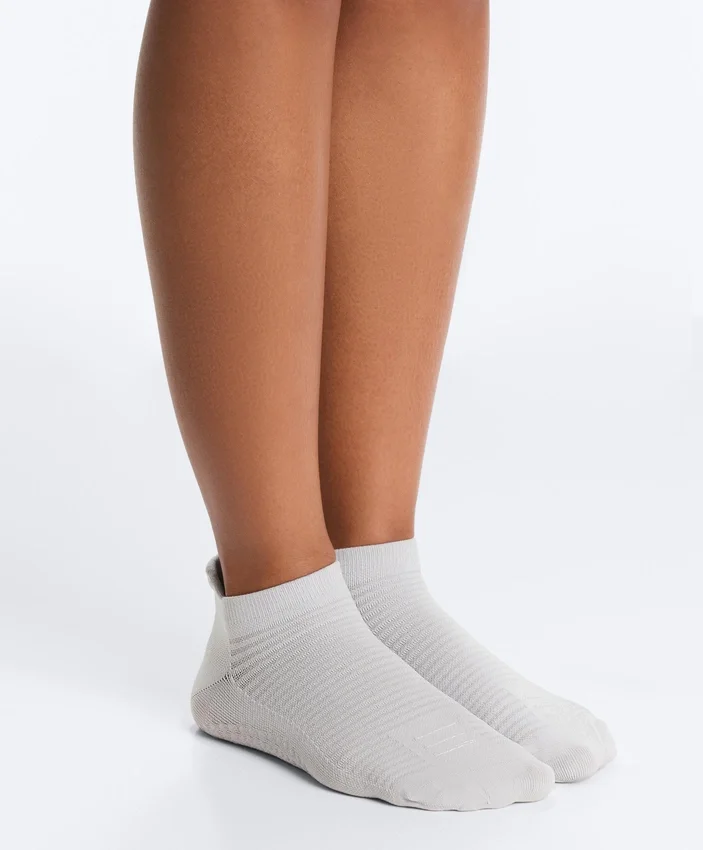2 Pairs of Polyamide Blend Yoga and Pilates Sneaker Socks 2 Pairs of Polyamide Blend Yoga and Pilates Sneaker Socks