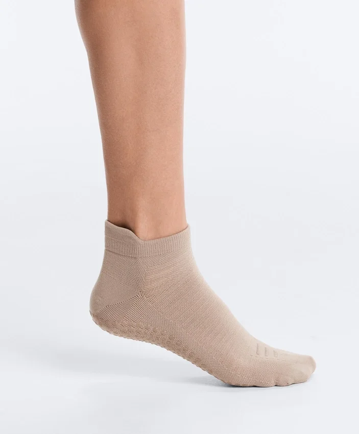 2 Pairs of Polyamide Blend Yoga and Pilates Sneaker Socks 2 Pairs of Polyamide Blend Yoga and Pilates Sneaker Socks