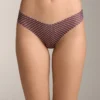 3 Invisible Polyamide Blend V-Cut Laser-Cut Classic Bikini Briefs 3 Invisible Polyamide Blend V-Cut Laser-Cut Classic Bikini Briefs