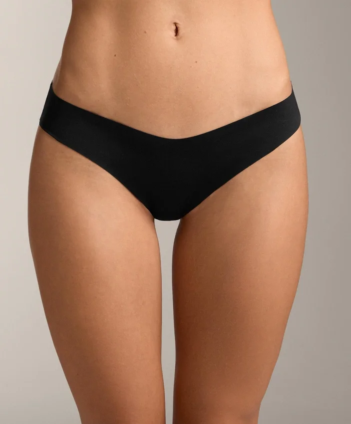3 Invisible V-Cut Polyamide Blend Classic Bikini Briefs 3 Invisible V-Cut Polyamide Blend Classic Bikini Briefs