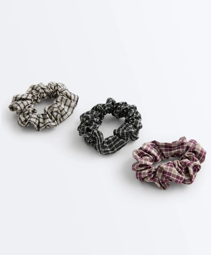 3 Large Gingham Scrunchies 3 Large Gingham Scrunchies