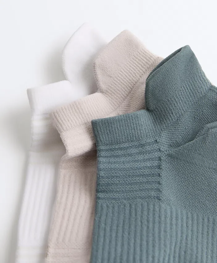 3 Pairs of Polyamide Blend Sneaker Socks with Heel Tab 3 Pairs of Polyamide Blend Sneaker Socks with Heel Tab