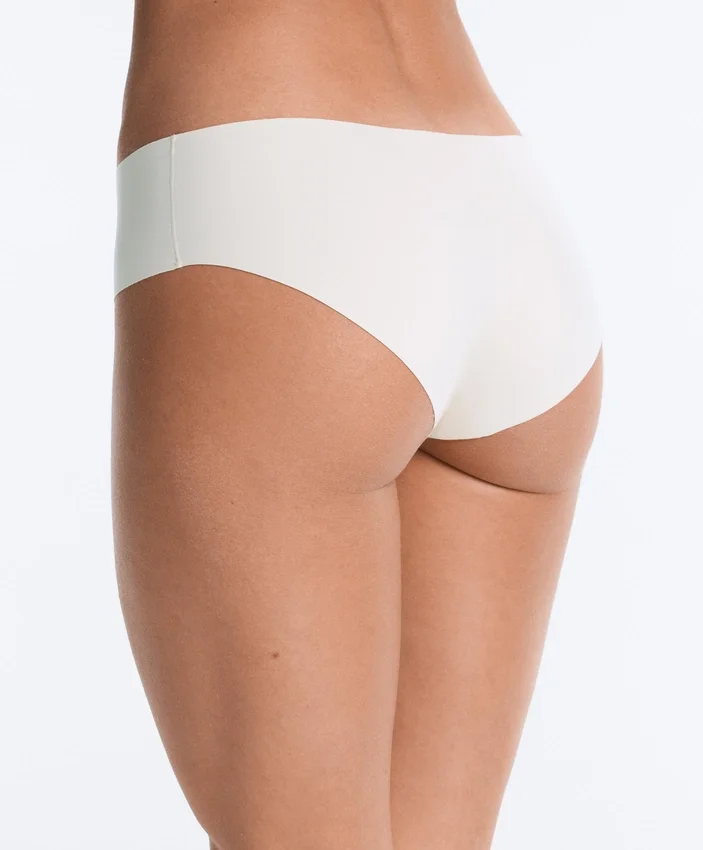 5 Invisible Laser Cut Polyamide Blend Hipster Briefs 5 Invisible Laser Cut Polyamide Blend Hipster Briefs