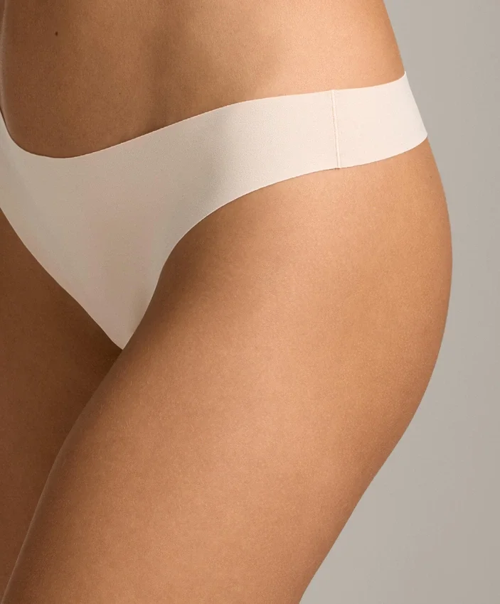 5 Invisible Polyamide Blend Pantone™ Thongs 5 Invisible Polyamide Blend Pantone™ Thongs