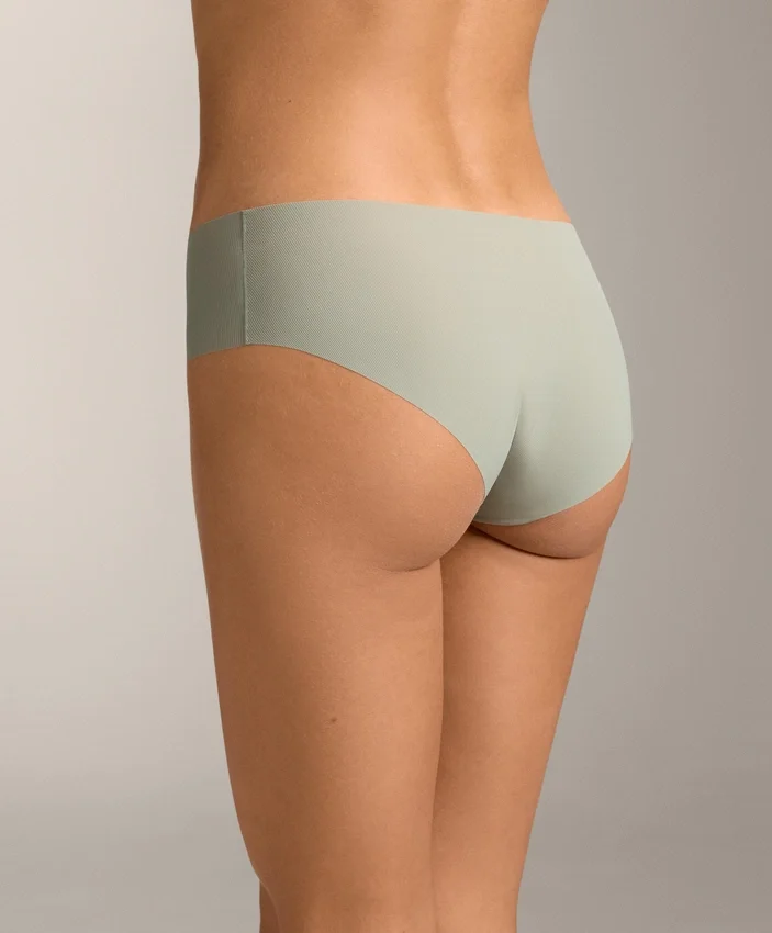 5 Lightweight Rib Polyamide Blend Invisible Laser-Cut Hipster Briefs 5 Lightweight Rib Polyamide Blend Invisible Laser-Cut Hipster Briefs