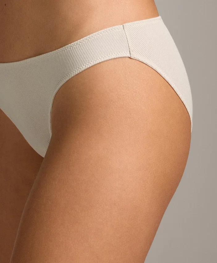5 Rib Cotton U-Cut Classic Briefs 5 Rib Cotton U-Cut Classic Briefs