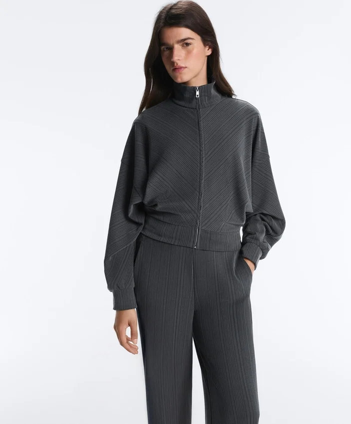 Asymmetric Stripe Jacket with Modal Asymmetric Stripe Jacket with Modal