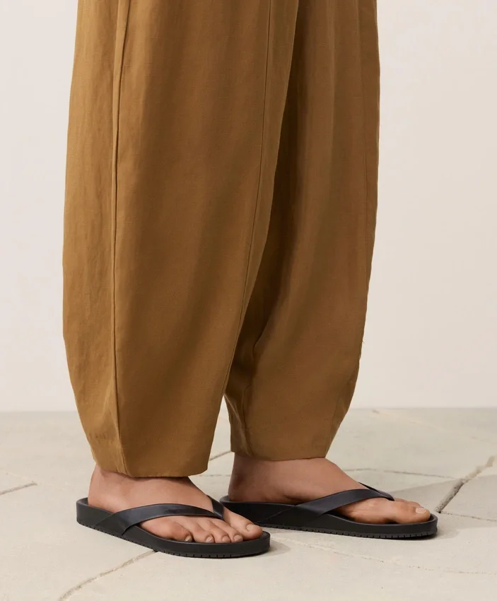 Balloon Trousers Lyocell Blend and 24% Linen with Seams Balloon Trousers Lyocell Blend and 24% Linen with Seams