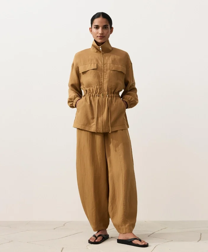 Balloon Trousers Lyocell Blend and 24% Linen with Seams Balloon Trousers Lyocell Blend and 24% Linen with Seams