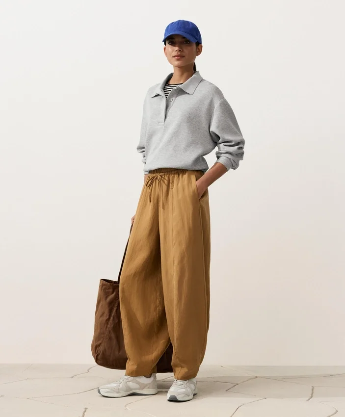 Balloon Trousers Lyocell Blend and 24% Linen with Seams Balloon Trousers Lyocell Blend and 24% Linen with Seams