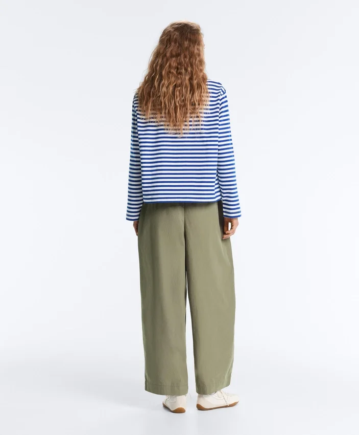 Boxy Long-Sleeved Stripe 100% Cotton T-Shirt Boxy Long-Sleeved Stripe 100% Cotton T-Shirt