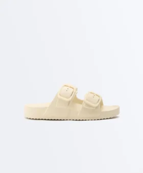 Buckle Beach Sandals