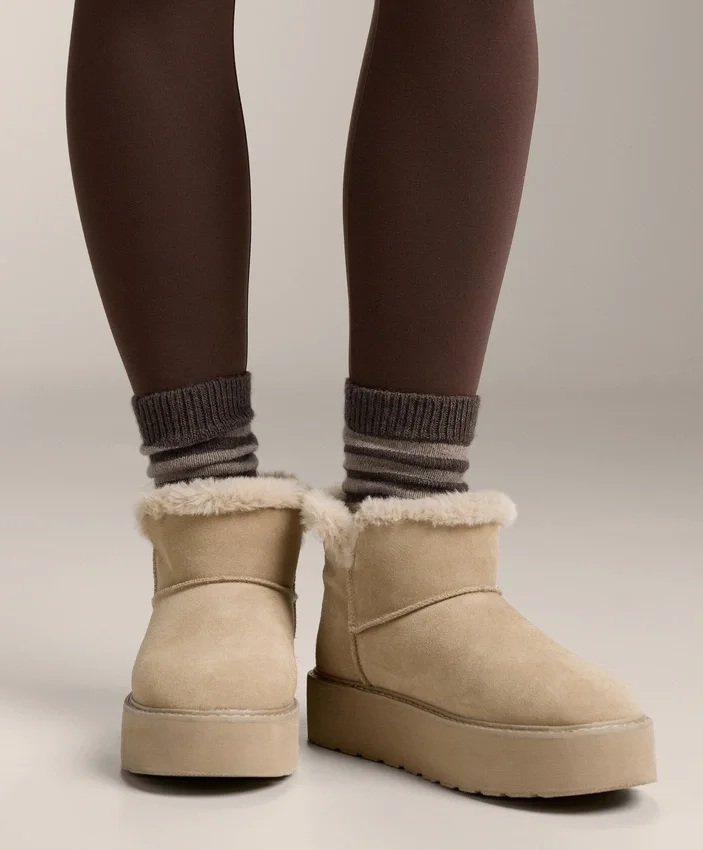 Classic Socks in 19% Cashmere 12% Wool Classic Socks in 19% Cashmere 12% Wool
