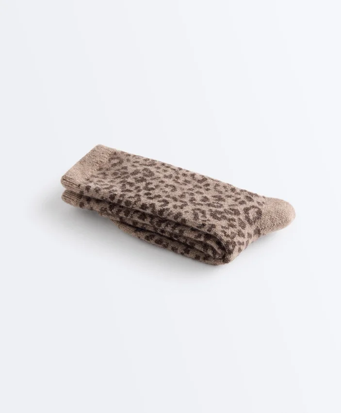 Classic Socks in 19% Cashmere 12% Wool Classic Socks in 19% Cashmere 12% Wool