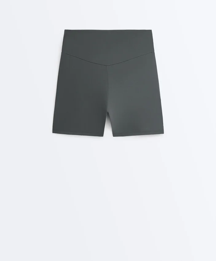 Comfortlux High-Rise 10Cm Hot Pants Comfortlux High-Rise 10Cm Hot Pants