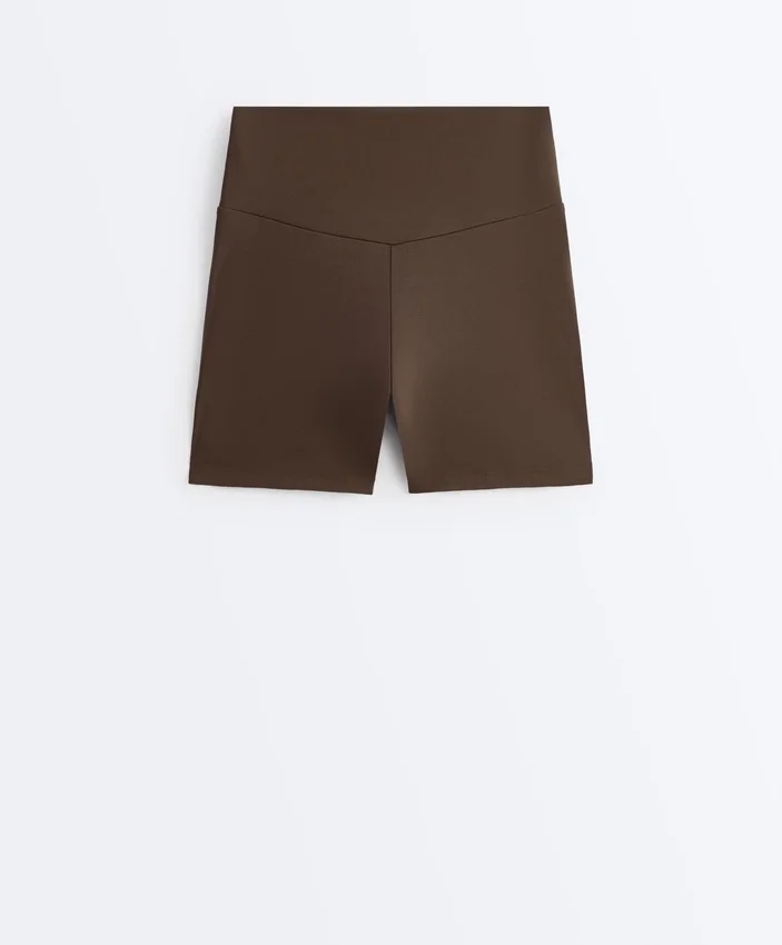 Comfortlux High-Rise 10Cm Hot Pants Comfortlux High-Rise 10Cm Hot Pants