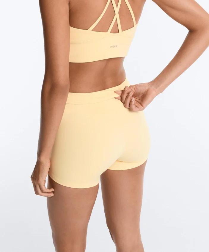 Comfortlux High-Rise 10Cm Hot Pants Comfortlux High-Rise 10Cm Hot Pants