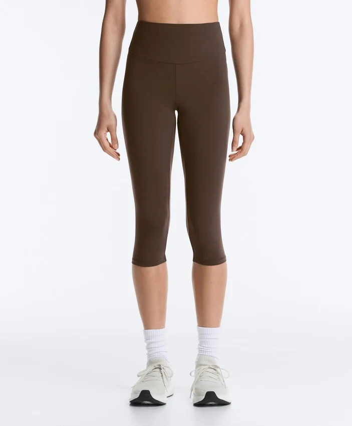 Comfortlux High-Rise 40Cm Knee-Length Leggings Comfortlux High-Rise 40Cm Knee-Length Leggings
