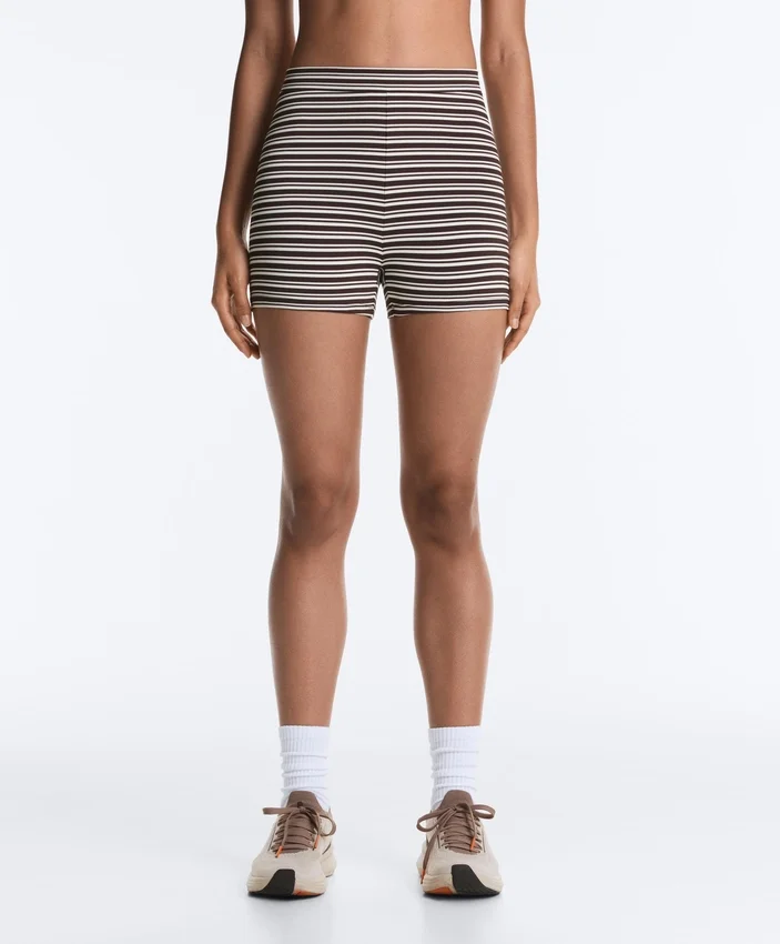Comfortlux High-Rise 5Cm Striped Hot Pants Comfortlux High-Rise 5Cm Striped Hot Pants