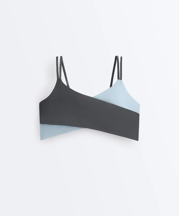 Comfortlux Medium-Support Sports Bra Comfortlux Medium-Support Sports Bra