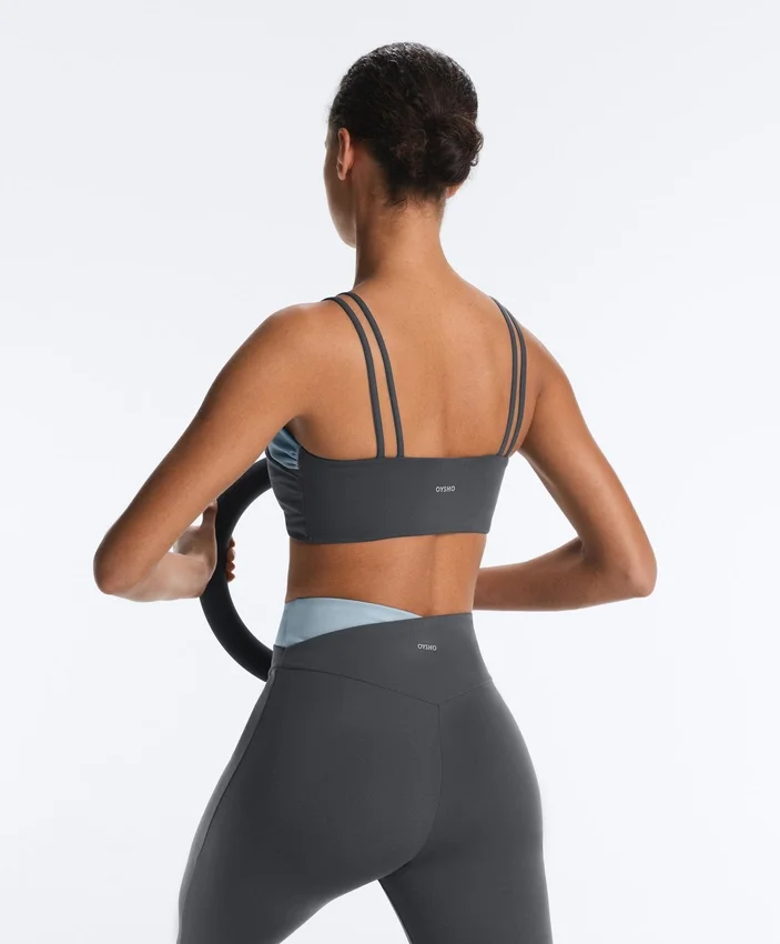 Comfortlux Medium-Support Sports Bra Comfortlux Medium-Support Sports Bra
