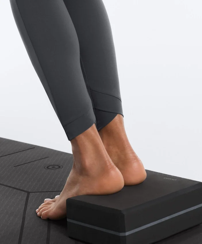 Comfortlux V-Waist Contrast Ankle-Length Leggings Comfortlux V-Waist Contrast Ankle-Length Leggings