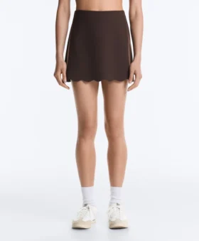 Compressive High-Rise Wavy Short Skirt