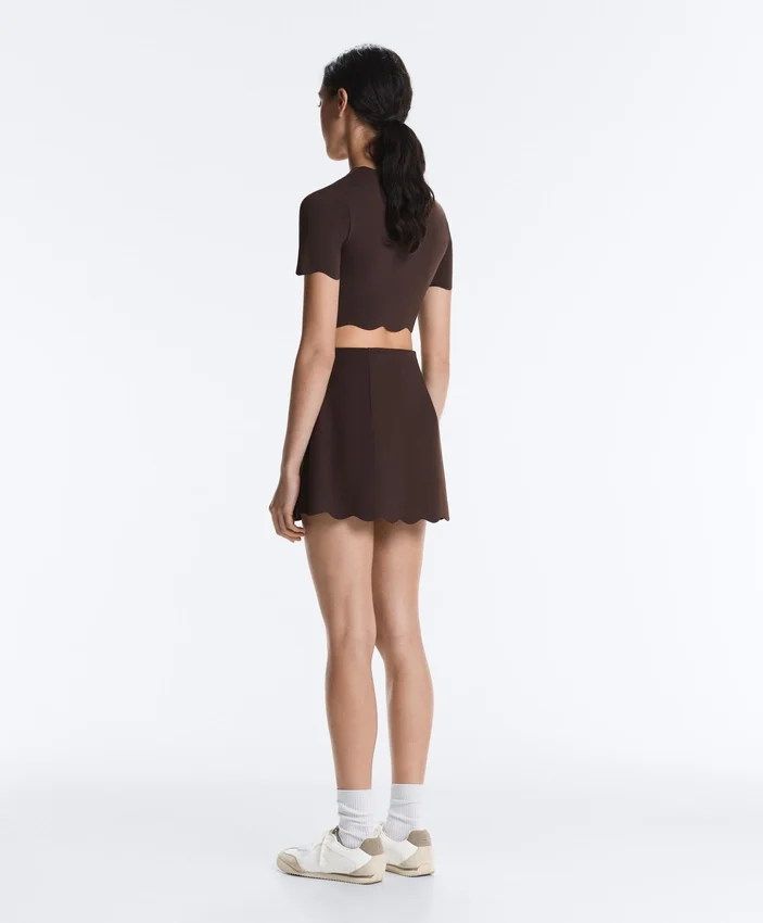Compressive High-Rise Wavy Short Skirt Compressive High-Rise Wavy Short Skirt