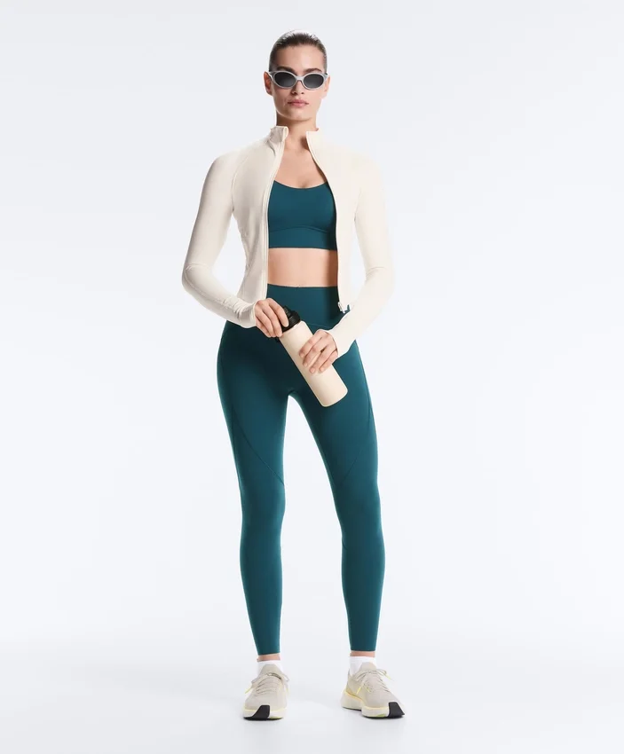 Compressive Medium-Support Bra with Cups Compressive Medium-Support Bra with Cups